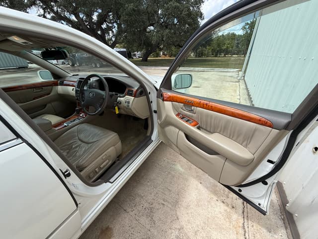2000 Toyota Celsior JDM car for sale — photo 17 of 22