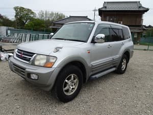 2001 Mitsubishi Pajero JDM car for sale