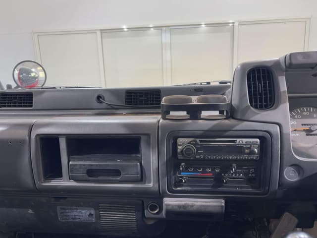 1992 Nissan Atlas JDM car for sale — photo 16 of 25