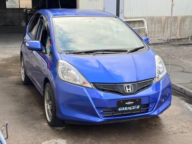 2011 Honda Fit JDM car for sale — photo 9 of 25