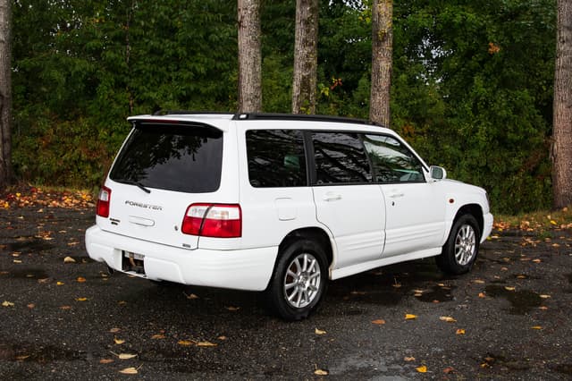 2001 Subaru Forester JDM car for sale — photo 6 of 13