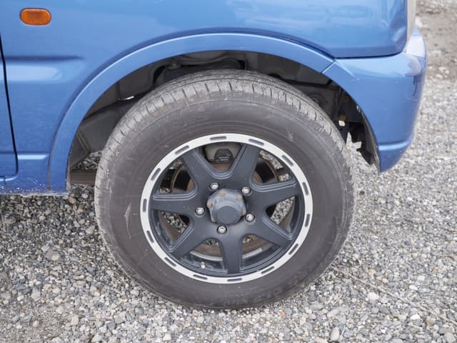 2002 Suzuki Jimny JDM car for sale — photo 22 of 25
