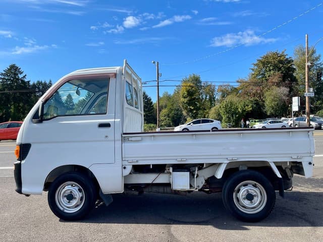 1997 Daihatsu Hijet JDM car for sale — photo 4 of 25