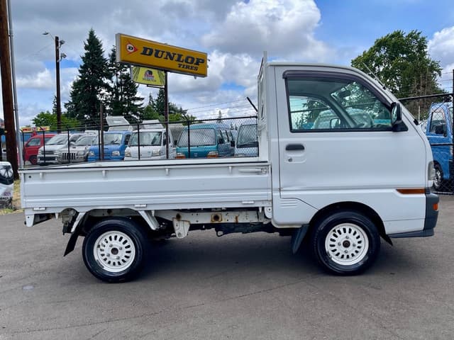 1998 Mitsubishi Minicab JDM car for sale — photo 8 of 25