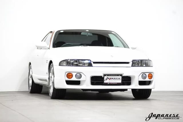1996 Nissan Skyline JDM car for sale — photo 3 of 25