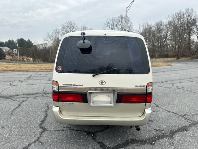 1999 Toyota HiAce JDM car for sale — photo 6 of 10