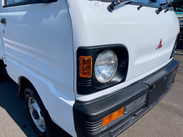 1992 Mitsubishi Minicab JDM car for sale — photo 18 of 25