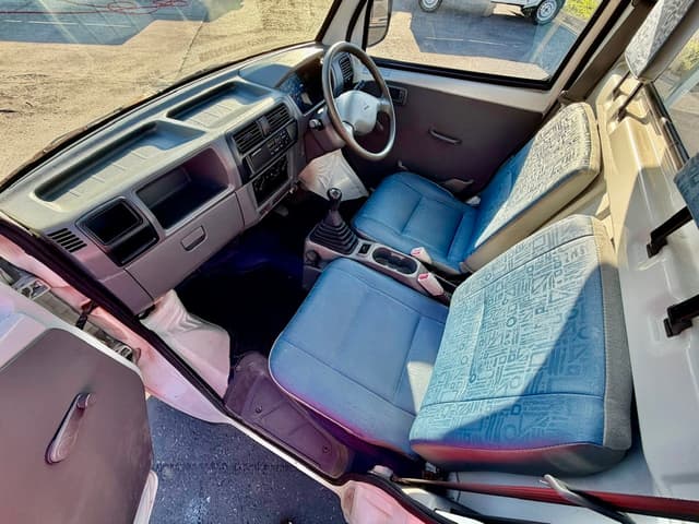 1999 Mitsubishi Minicab JDM car for sale — photo 24 of 25