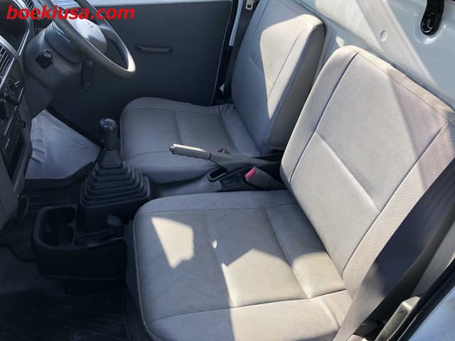 2001 Mitsubishi Minicab JDM car for sale — photo 10 of 22