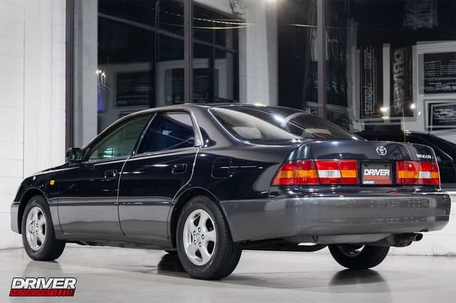 1999 Toyota Windom JDM car for sale — photo 8 of 23