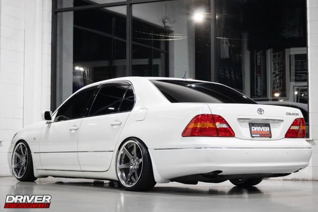 2001 Toyota Celsior JDM car for sale — photo 8 of 25