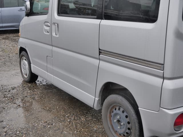 2002 Mitsubishi Town Box JDM car for sale — photo 15 of 25