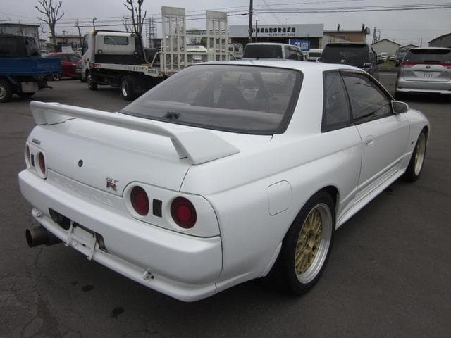 1995 Nissan Skyline JDM car for sale — photo 7 of 25