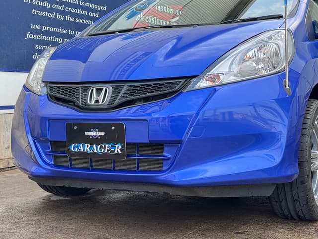2011 Honda Fit JDM car for sale — photo 11 of 25