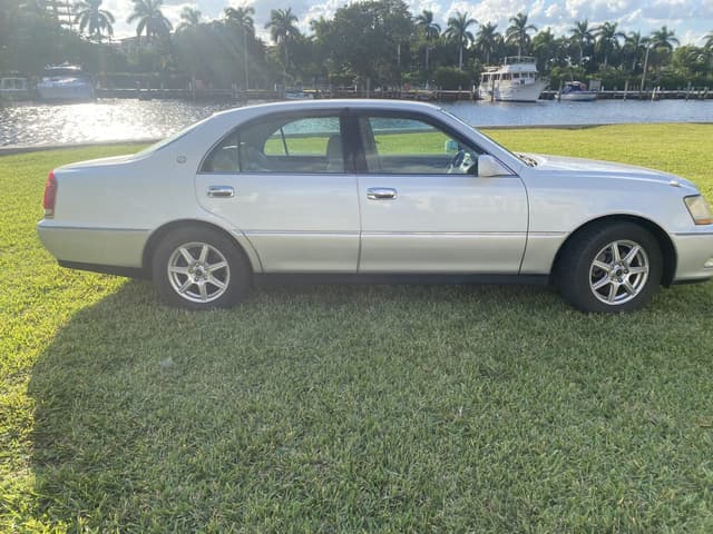 1999 Toyota Majesta JDM car for sale — photo 6 of 11