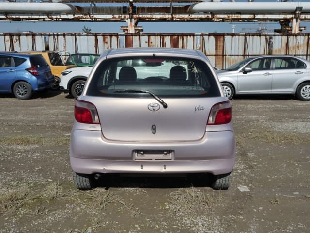 1999 Toyota Vitz JDM car for sale — photo 6 of 25
