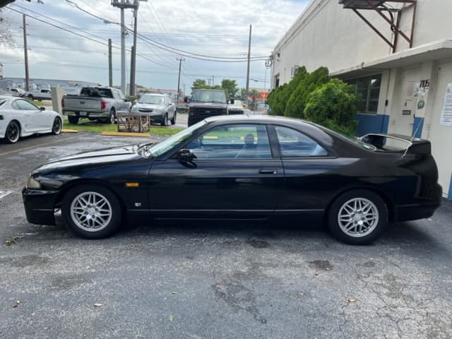 1997 Nissan Skyline JDM car for sale — photo 3 of 16