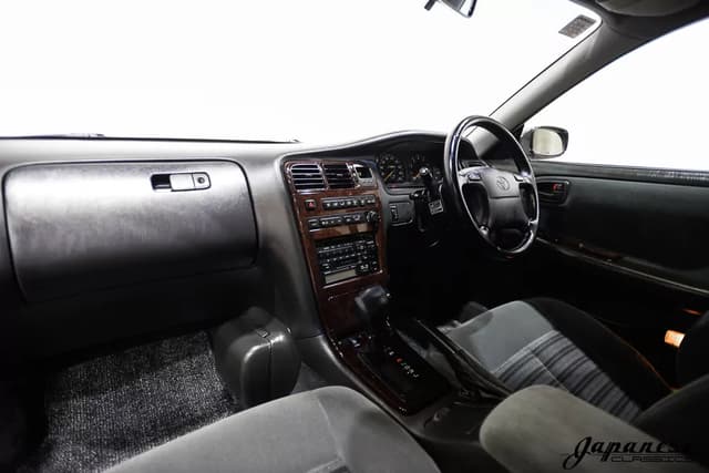 1994 Toyota Chaser JDM car for sale — photo 9 of 25