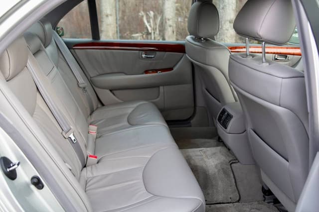 2001 Toyota Celsior JDM car for sale — photo 14 of 18