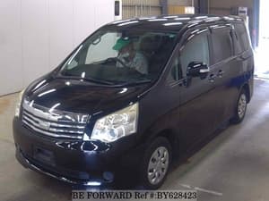 2010 Toyota Noah JDM car for sale