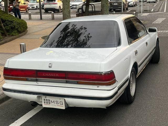 1988 Toyota Chaser JDM car for sale — photo 4 of 9