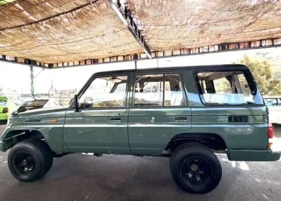 1993 Toyota Land Cruiser Prado JDM car for sale — photo 9 of 16