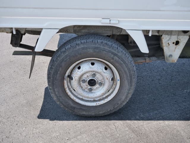 2001 Suzuki Carry JDM car for sale — photo 22 of 25