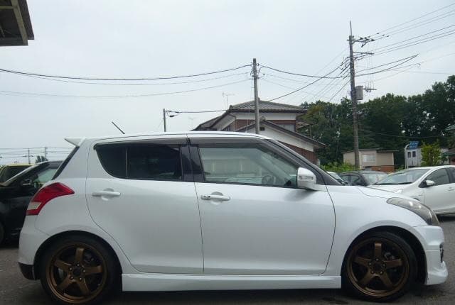 2011 Suzuki Swift JDM car for sale — photo 3 of 25