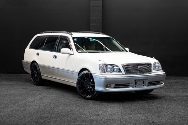 2003 Toyota Crown JDM car for sale — photo 10 of 18