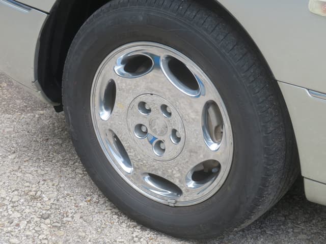 2001 Toyota Celsior JDM car for sale — photo 18 of 21