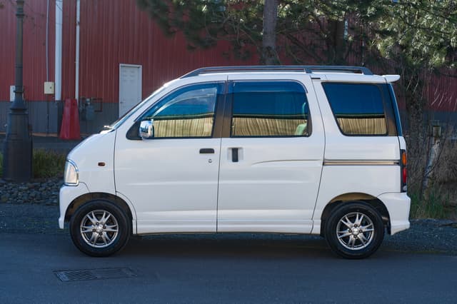 1999 Daihatsu Atrai JDM car for sale — photo 4 of 25