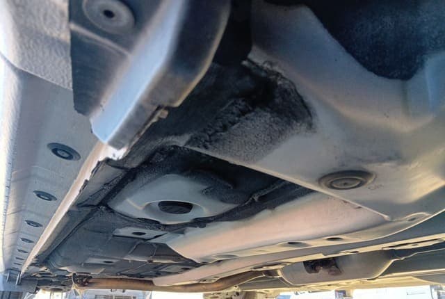 2010 Toyota Vitz JDM car for sale — photo 23 of 25