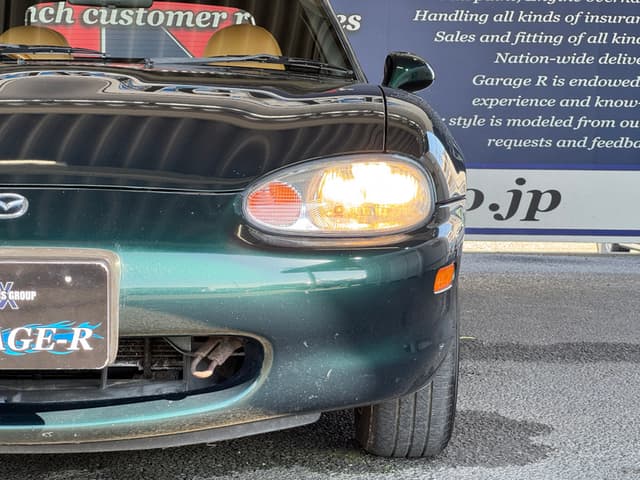 1999 Mazda Roadster (Eunos Roadster / MX-5) JDM car for sale — photo 18 of 25