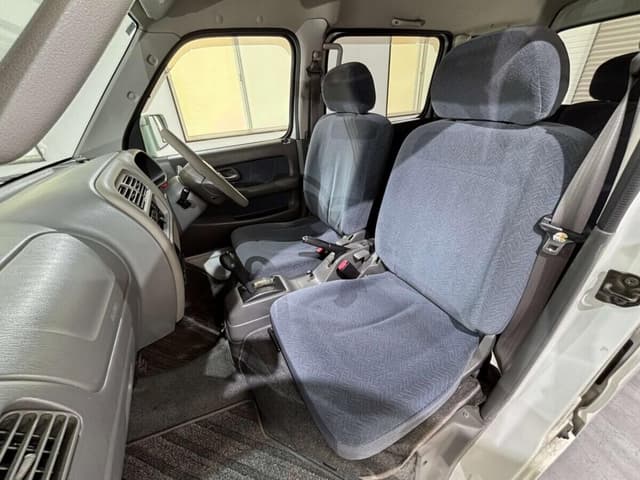 2001 Suzuki Every JDM car for sale — photo 12 of 25