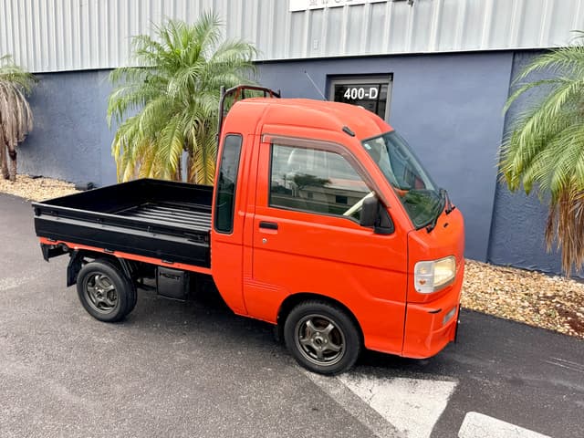 2000 Daihatsu Hijet JDM car for sale — photo 11 of 17