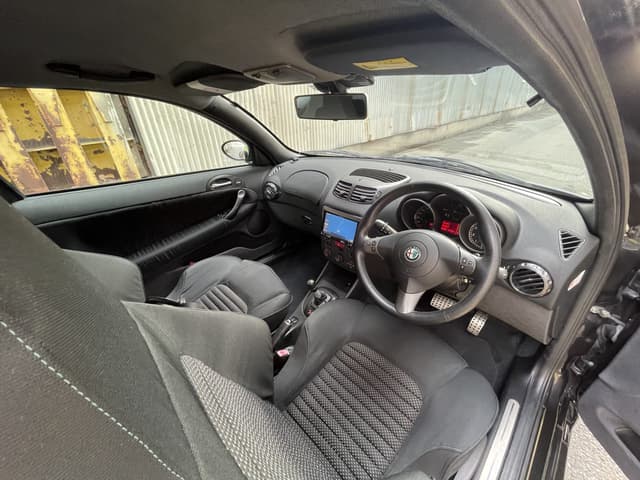 2004 Alfa Romeo JDM car for sale — photo 6 of 12