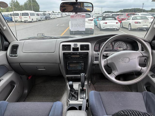 2001 Toyota Hilux Surf JDM car for sale — photo 4 of 11