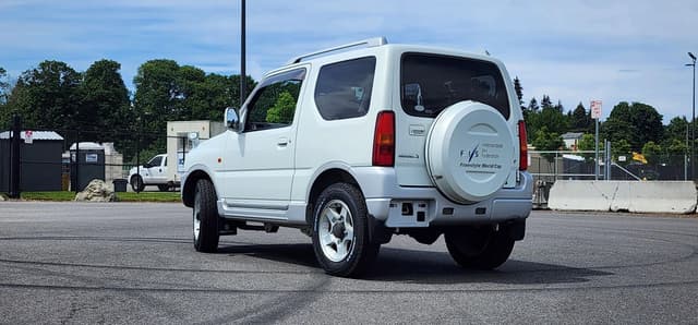 2001 Suzuki Jimny JDM car for sale — photo 9 of 10