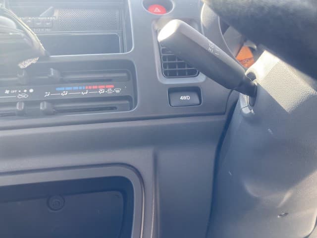 2008 Daihatsu Hijet JDM car for sale — photo 14 of 16