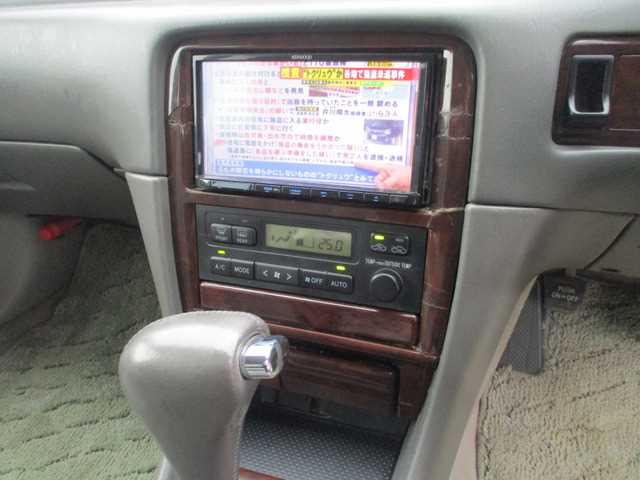 1999 Toyota Mark II JDM car for sale — photo 3 of 20