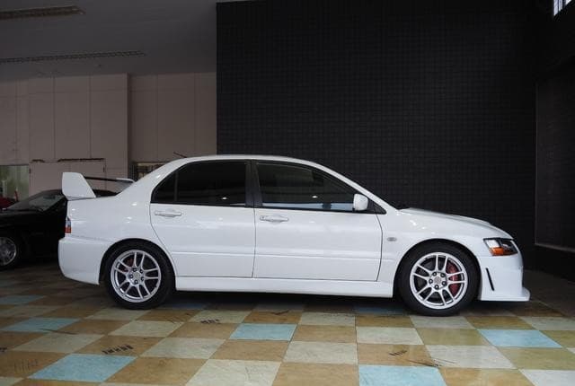 2006 Mitsubishi Lancer JDM car for sale — photo 4 of 25