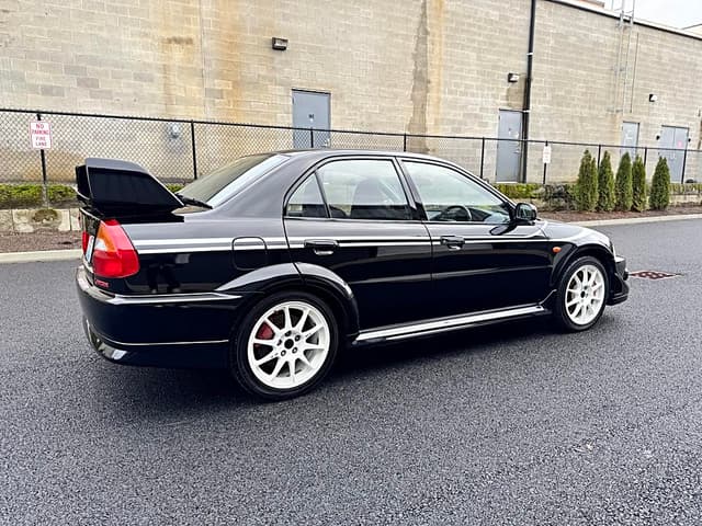 2000 Mitsubishi Lancer Evolution JDM car for sale — photo 10 of 25
