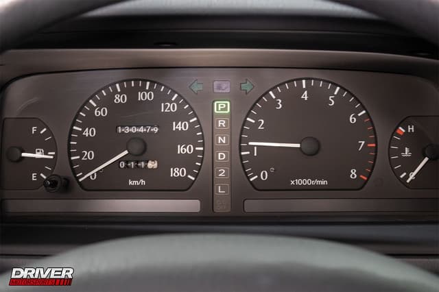 1997 Toyota Crown JDM car for sale — photo 18 of 24