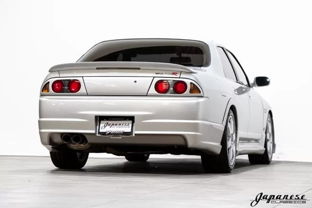 1994 Nissan Skyline JDM car for sale — photo 8 of 25