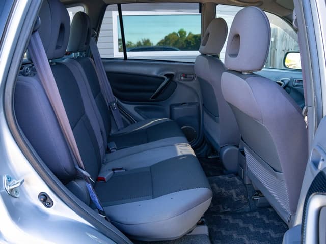 2001 Toyota RAV4 JDM car for sale — photo 13 of 16
