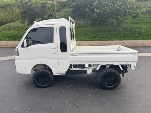2022 Daihatsu Hijet JDM car for sale — photo 7 of 14
