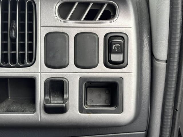 2001 Daihatsu Atrai JDM car for sale — photo 20 of 25