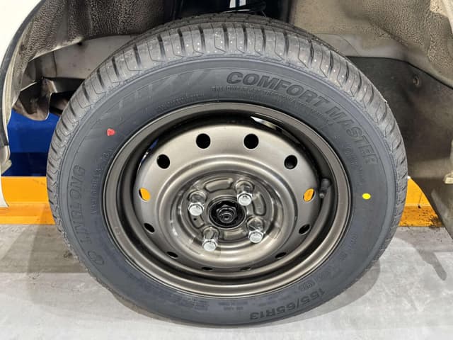 1999 Daihatsu Hijet JDM car for sale — photo 25 of 25