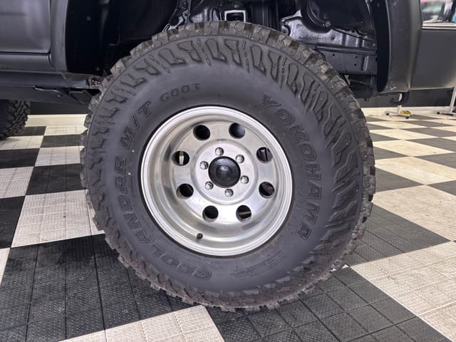 1999 Toyota Hilux JDM car for sale — photo 11 of 25