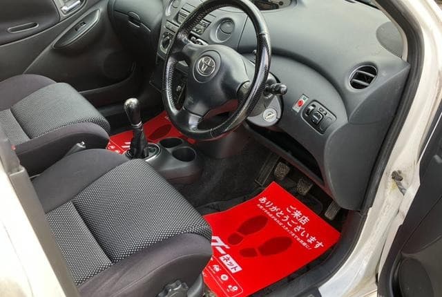 2003 Toyota Vitz JDM car for sale — photo 19 of 25